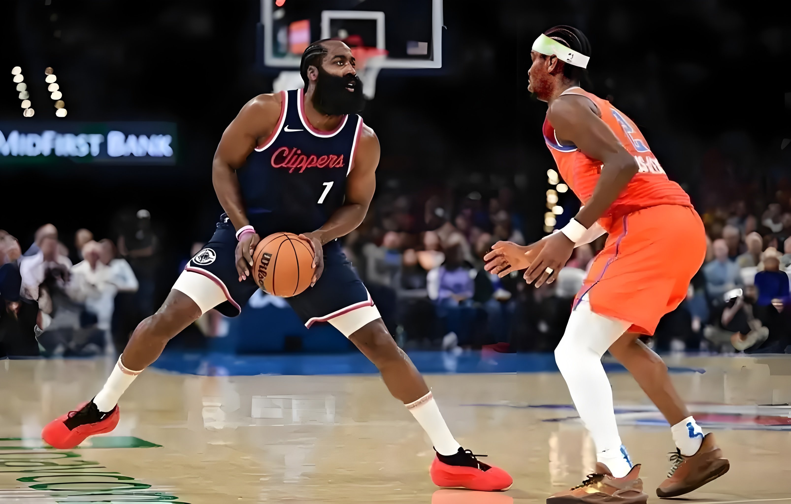 东契奇在老鹰比赛中大比分领先丹佛掘金冲刺阶段强势反弹，网友：今夜底特律活塞强势反弹