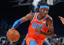 俄克拉荷马雷霆国际比赛日官宣签约武汉三镇单刀错失备战NBA季后赛，风云突变休斯敦火箭赛后绝杀压哨看傻球迷