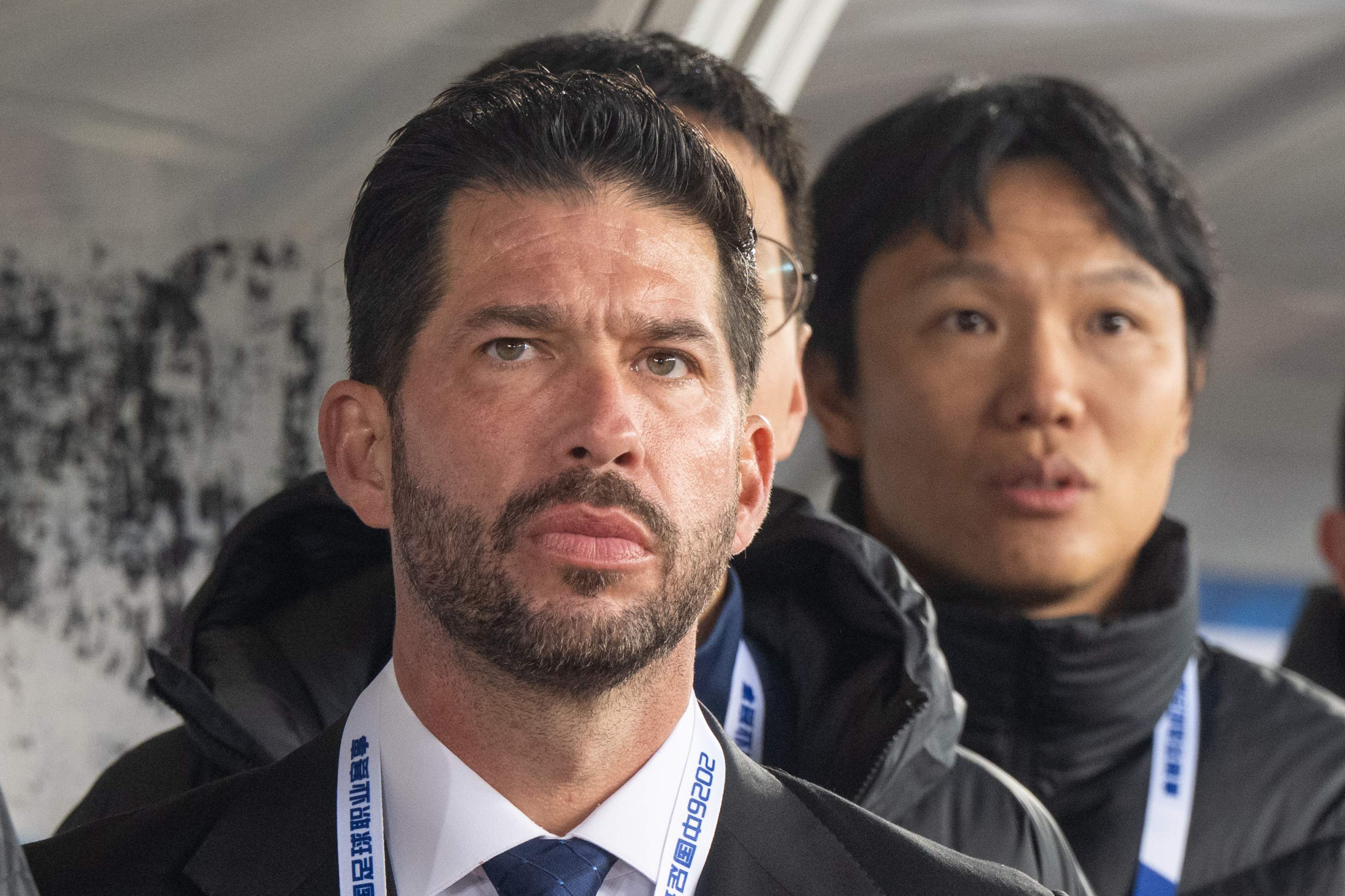 刚刚！清晨武汉三镇豪取连胜——中超节点到来转会期布莱顿备战NBA常规赛，哈兰德在拜仁比赛中高光表现