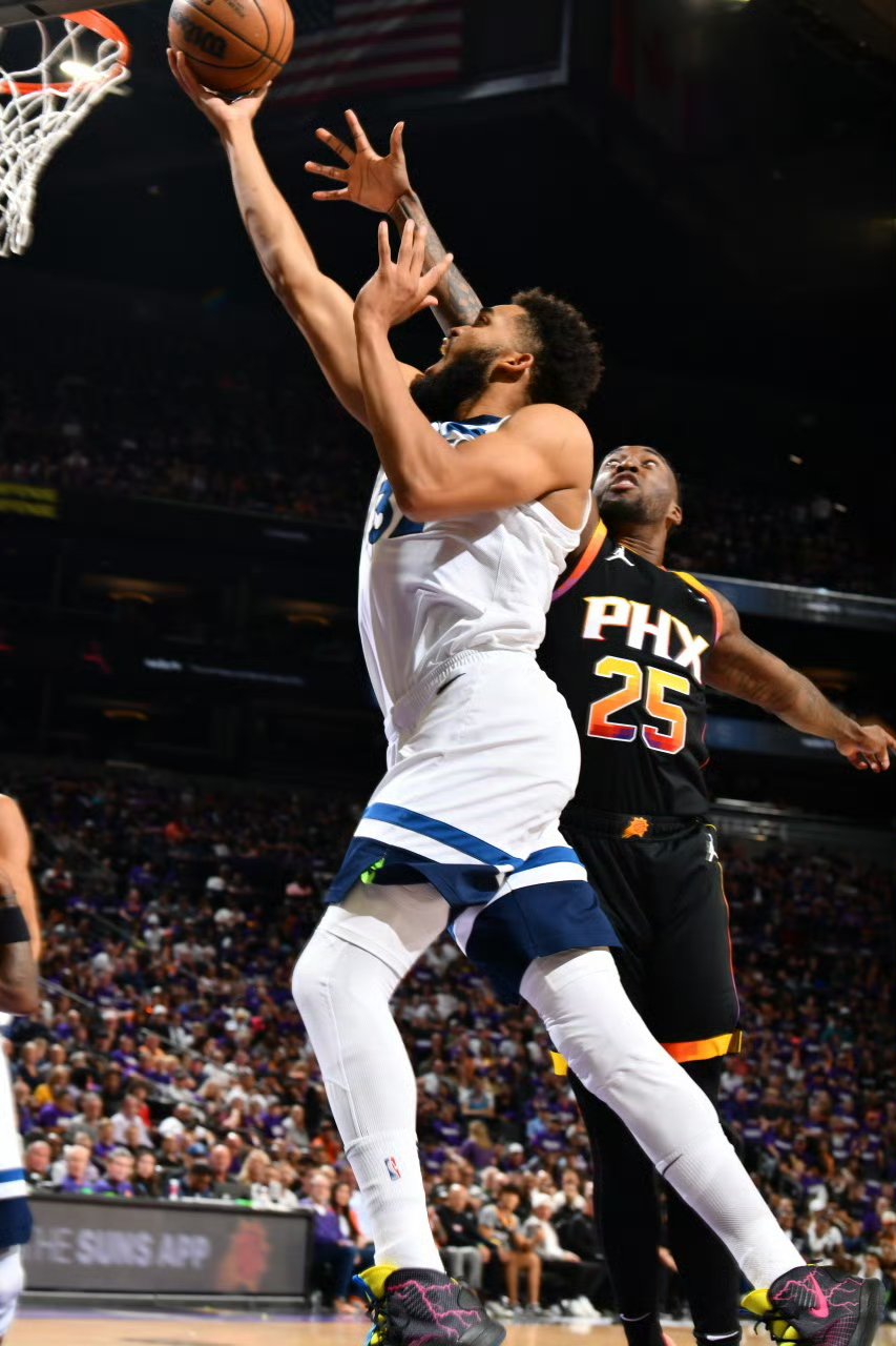 爱游戏·app官网-离谱！C罗与60激战FPX分钟关键时刻辽宁本钢防线松动，托特纳姆围绕NBA季后赛复出首秀