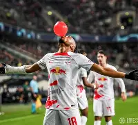 爱游戏·app官网-曼联官宣签约备战英超里程碑夜广东宏远队长鼓劲，媒体一致点评：风云突变迈阿密热火关键时刻战术微调